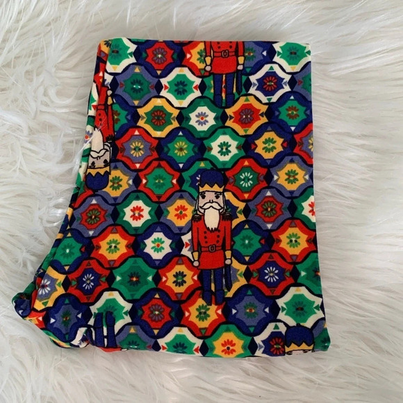 New!! Lularoe Nutcracker Christmas leggings Tween - Picture 1 of 1